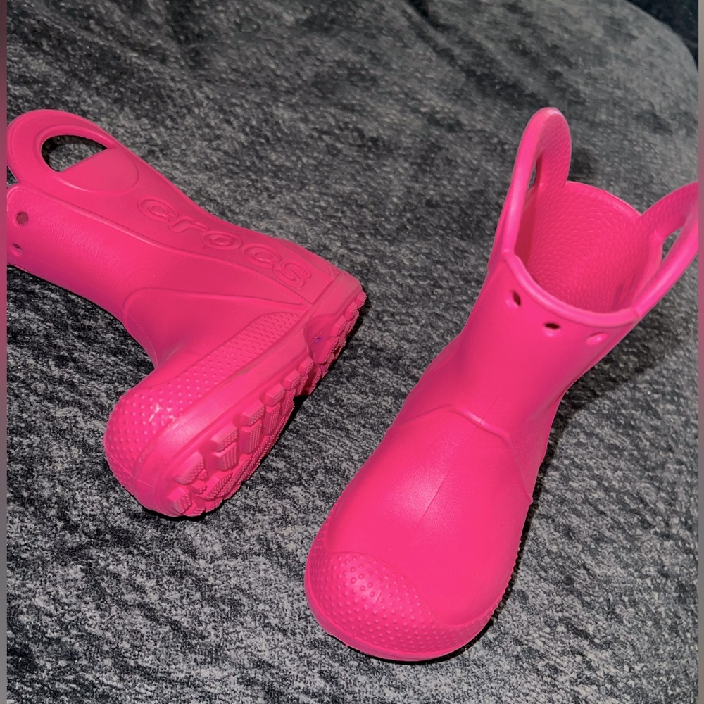 EUC Crocs rain boots size 7c